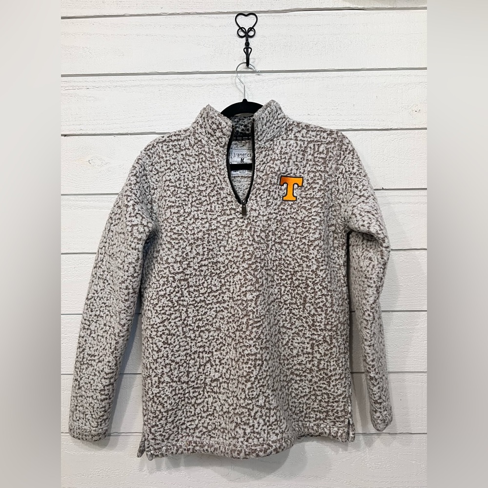 Half zip sweatshirt.